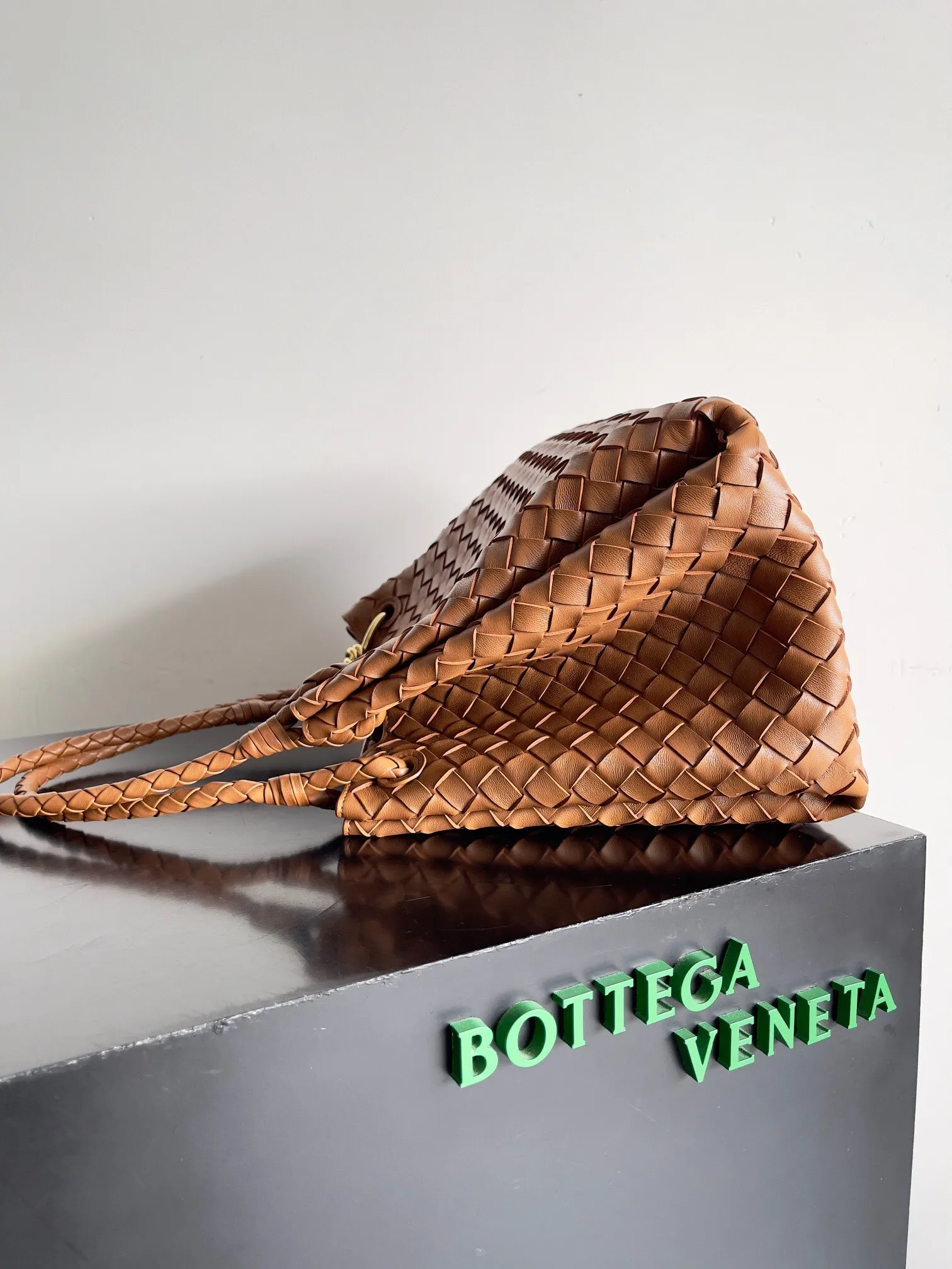 All categories 💚 Authentic bags 💚 BV 2025 new BV armpit bag